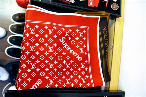 supreme lv bag|louis vuitton supreme foulard.